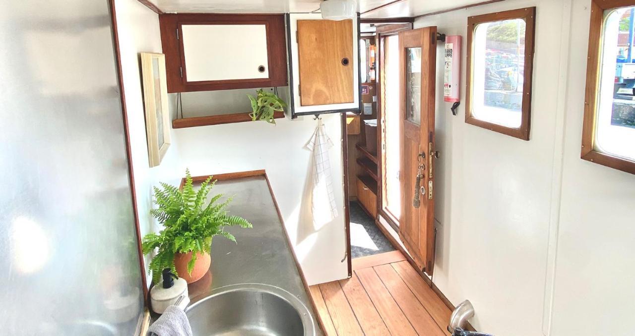 Varra Water - Unique Boat Accomodation - Bornholm - Fjaelstavn Neksø Exterior foto